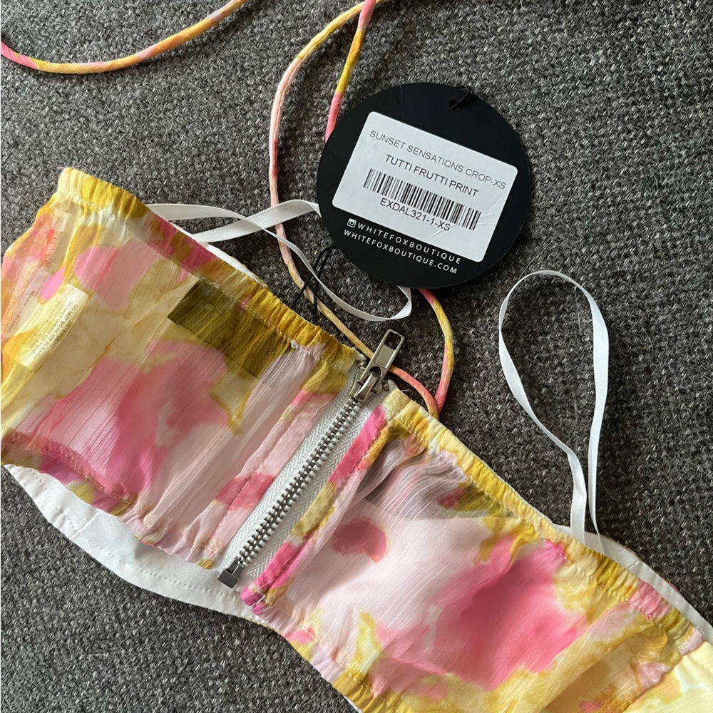 White Fox Boutique Sunset Sensations Crop Top - Picture 4 of 5